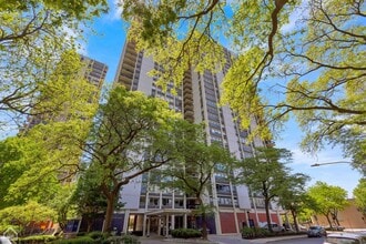 Building Photo - 1360 N Sandburg Terrace
