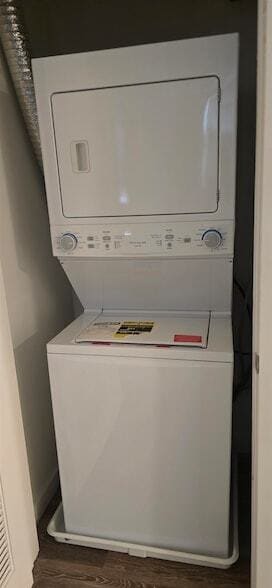 Building Photo - 687 Ocean Ave