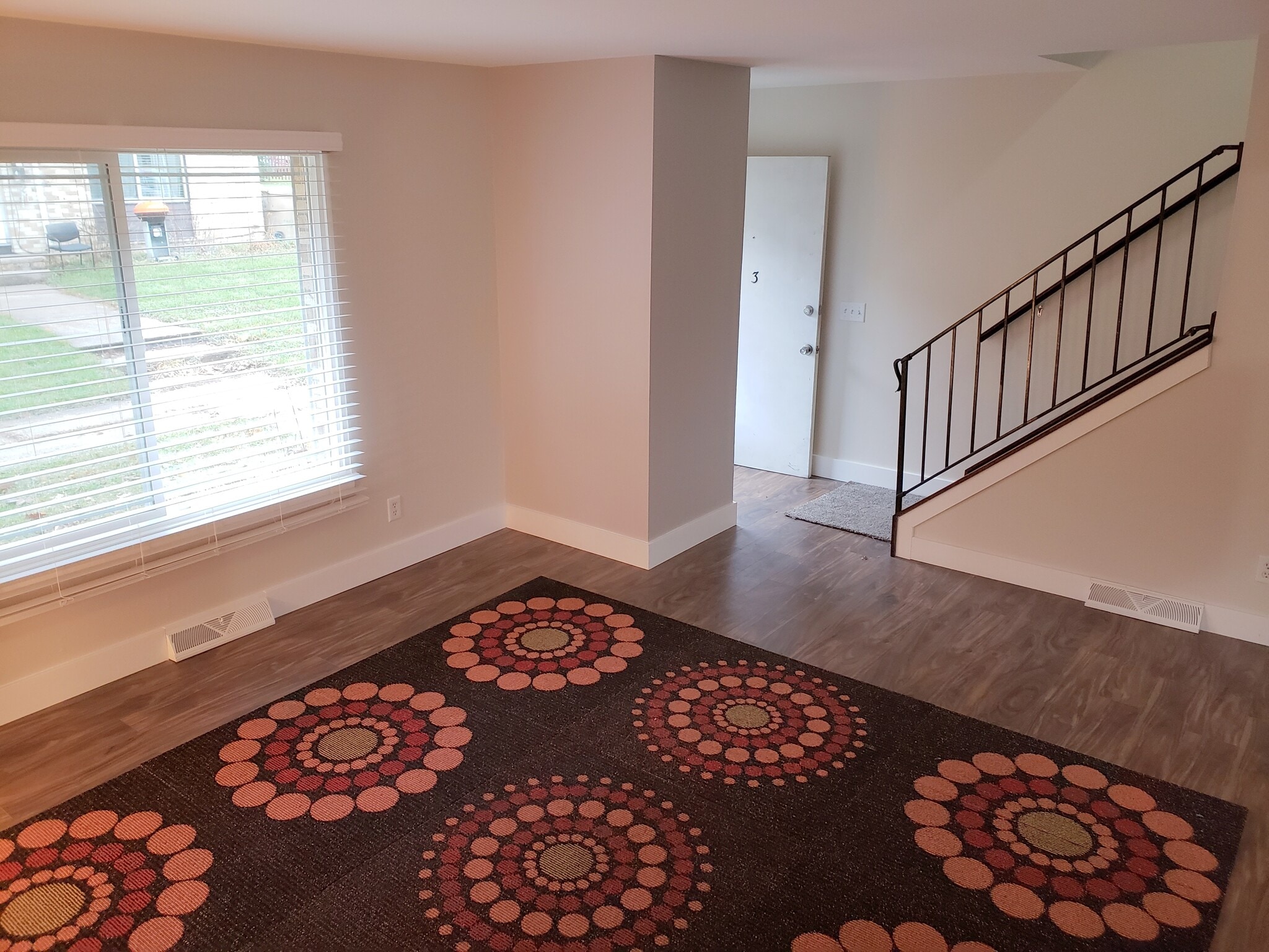 Building Photo - 5825 Balsam Rd