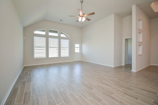 Building Photo - 8634 Herring Ln