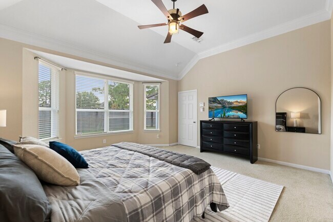 Building Photo - 13306 Misting Falls Ln