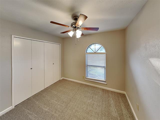 Building Photo - 2350 Honeycomb Ct