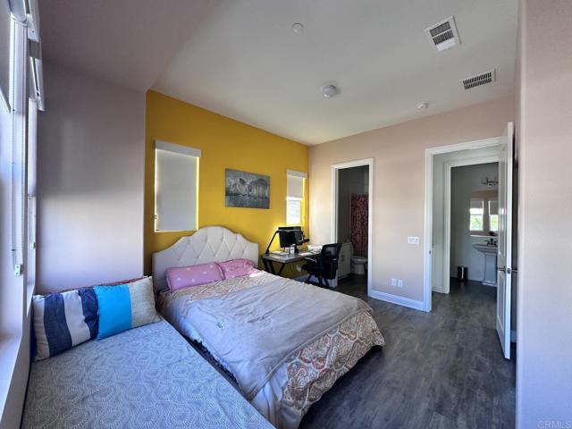 Building Photo - 6742 Elegante Wy