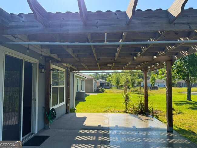 Building Photo - 227 Brooklet Cir