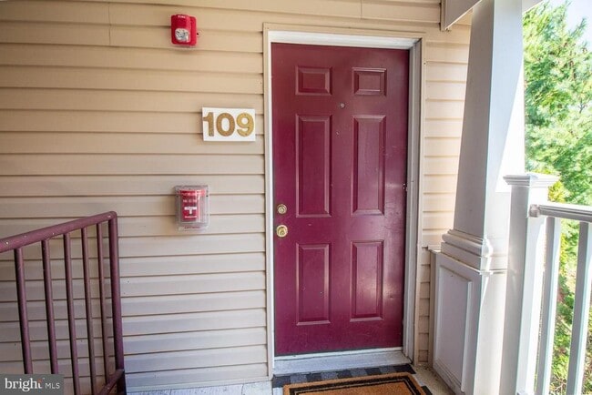 Primary Photo - 1324 West Chester Pike