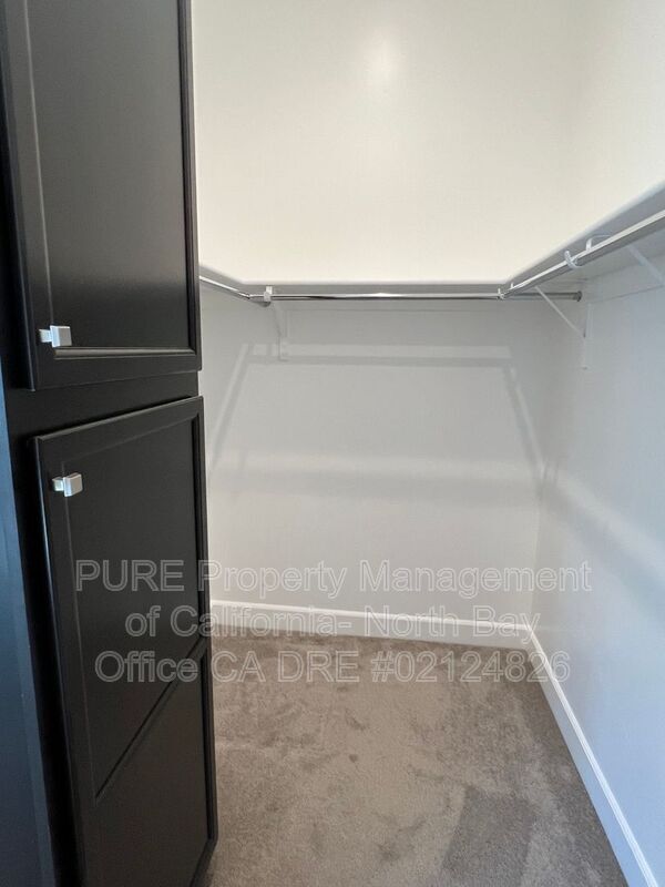 Building Photo - 1167 Mark West Springs Rd