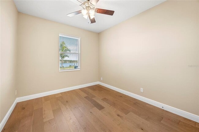 Building Photo - 2049 Heart Lk Dr