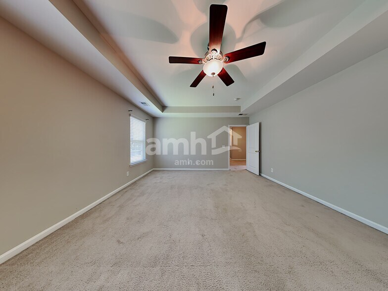 Building Photo - 514 Stonebridge Cir