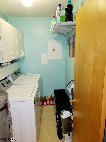 Building Photo - 710 Mill St