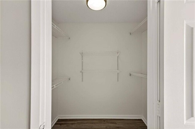 Building Photo - 5537 Mountain Springs Cir