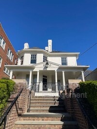 Building Photo - 367 Moreland Ave NE