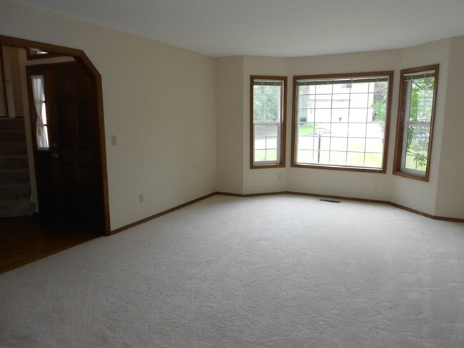 Building Photo - * Room to Roam at Hidden Springs in West L...