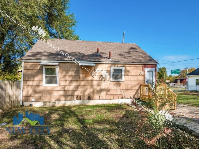 Building Photo - Ranch Home with Semi-Finished Basement & Lots of Storage