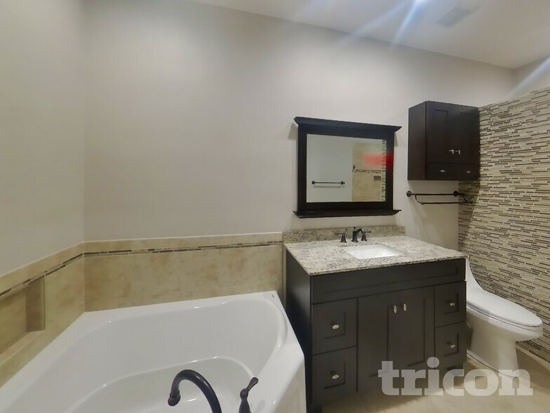 Building Photo - 13504 Red Ear Ct