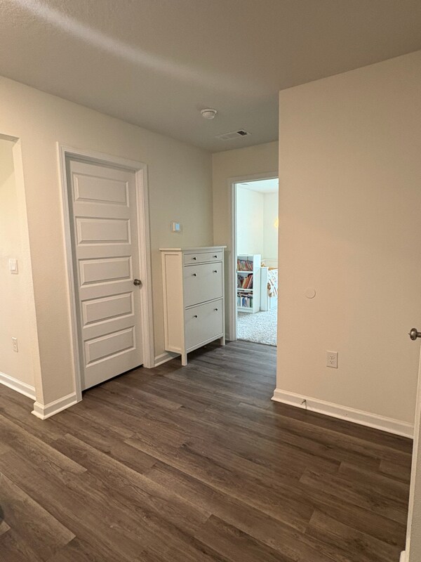 Building Photo - 4432 Winged Elm Ct