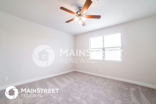 Building Photo - 8615 S 69th Ln