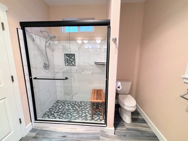 Building Photo - 2537 Eagle Creek Ln