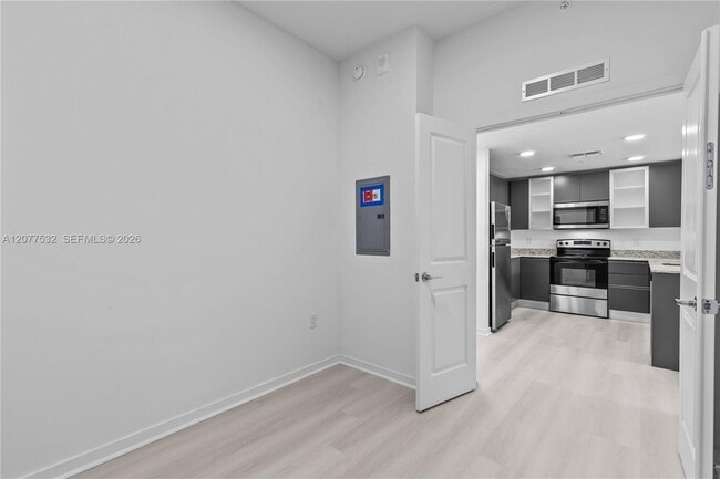 Building Photo - 5579 Millennia Park Dr