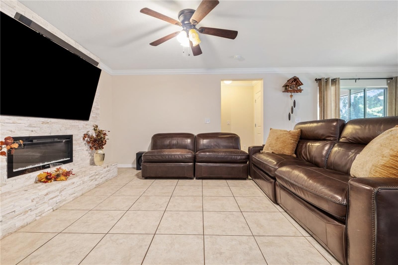 Building Photo - 7604 Sunshine Bridge Ave