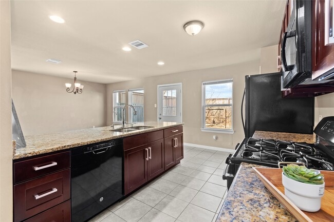 Building Photo - 15814 Whiteglade Ln