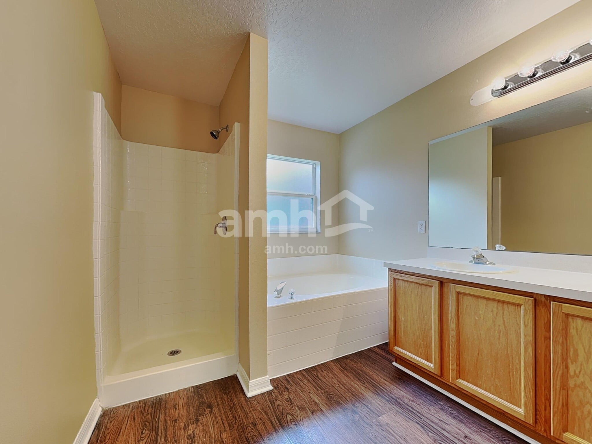 Building Photo - 14610 Rockledge Grove Ct