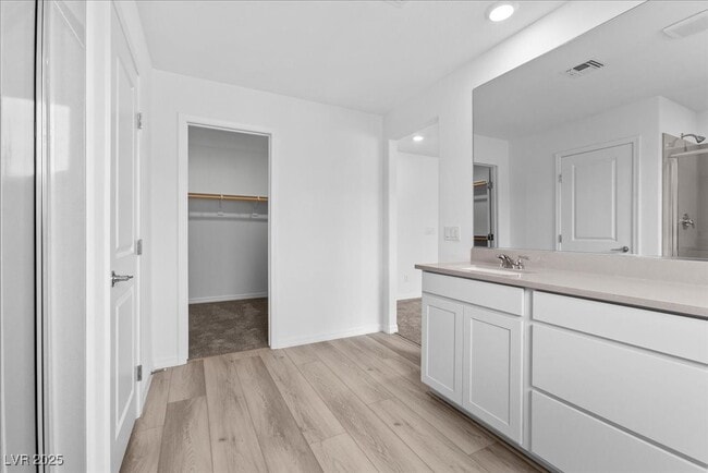 Building Photo - 5774 Aurora Gale Ct