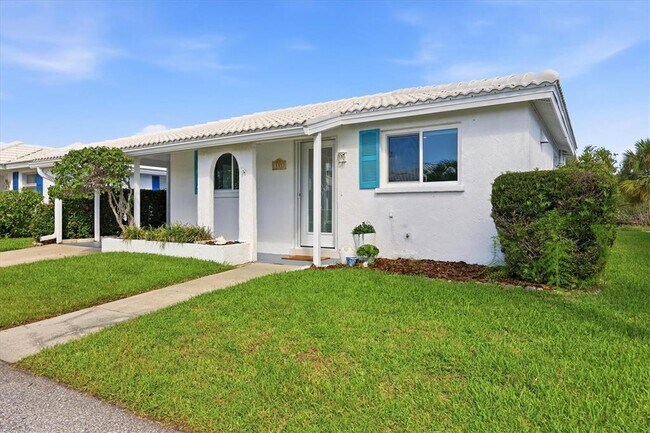 Building Photo - 885 Spanish Dr N