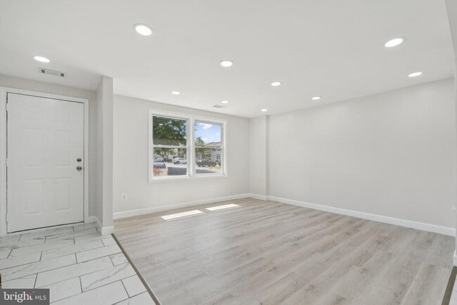 Building Photo - 3364 Longbow Ct