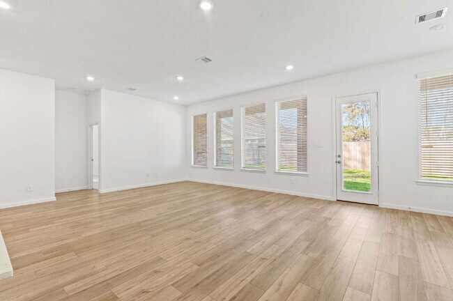 Building Photo - 18211 Saffron Sun St