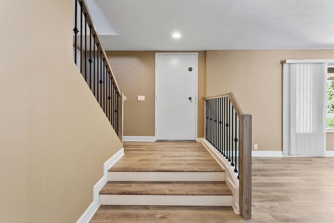 Building Photo - Upgraded Pool Home in Wonderful Mission Vi...