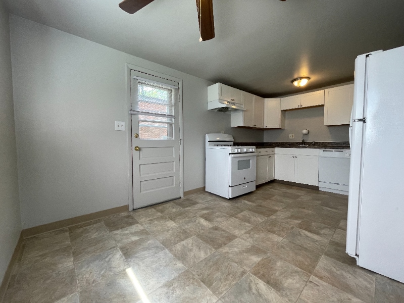 Building Photo - 939 Woodhill Dr