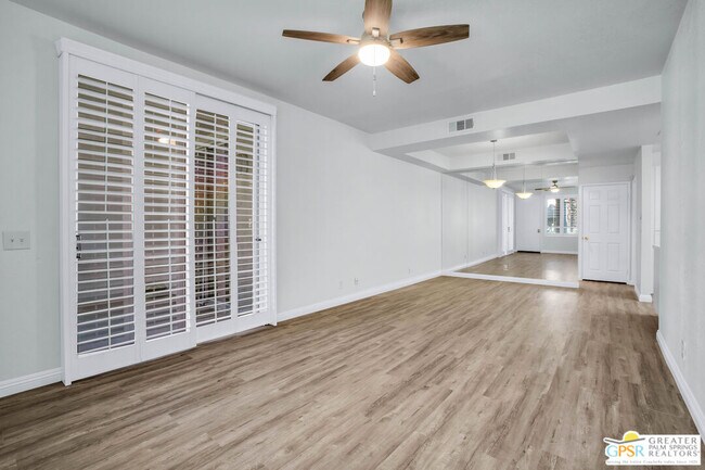Building Photo - 401 El Cielo Rd