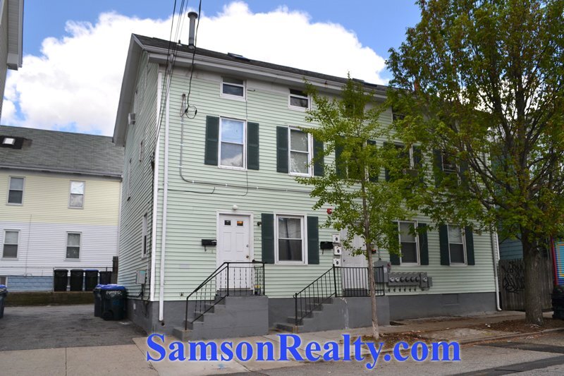 Building Photo - 108 Ives St