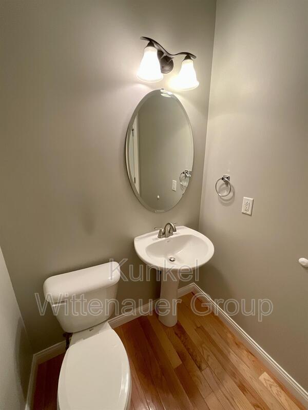 Building Photo - 3014 Roan Hill Dr