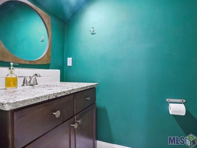 Building Photo - 40524 Sage Field Ct
