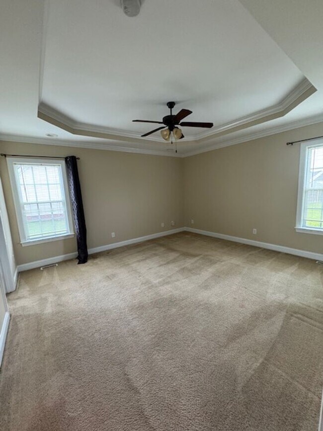 Building Photo - 131 Brookside Way