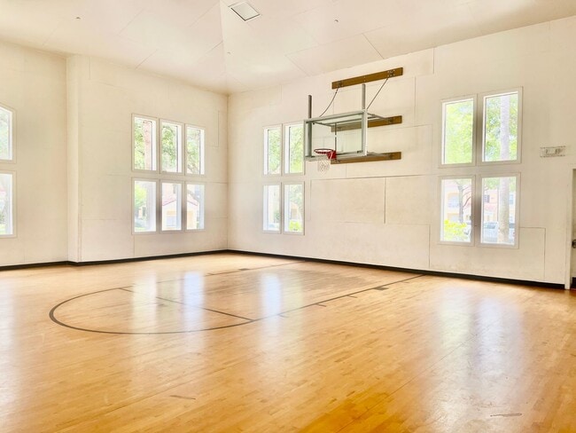 Building Photo - Barksdale 2 Bed / 2 Bath