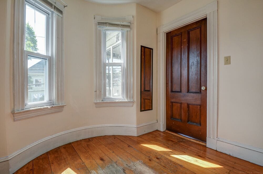 Building Photo - 46-48 South St