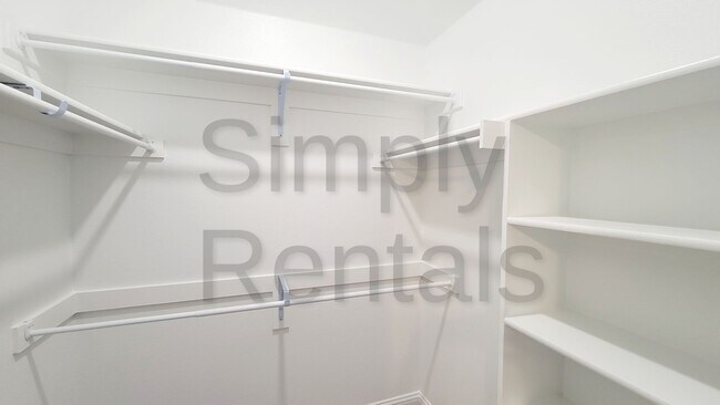 Building Photo - 1417 Brindle Dr