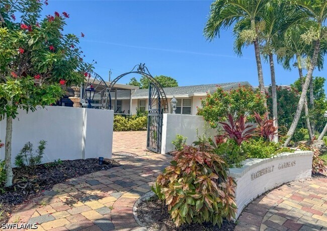 Building Photo - 746 109th Ave N