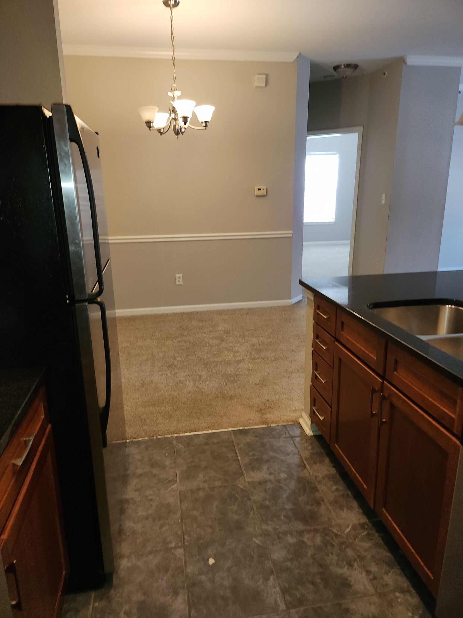 Building Photo - 12913 Tradd St