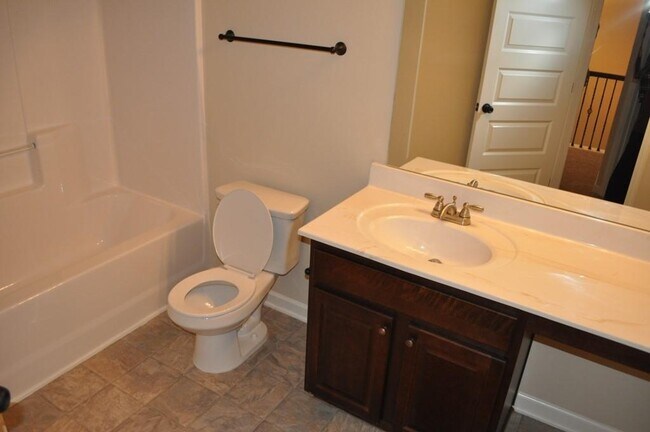 Building Photo - 1455 Forest Brook Trail