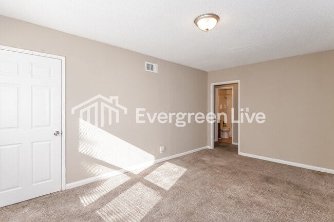 Building Photo - 1456 Rolling Hills Dr