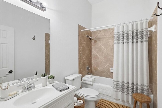 Building Photo - 26227 Bright Dawn Ct