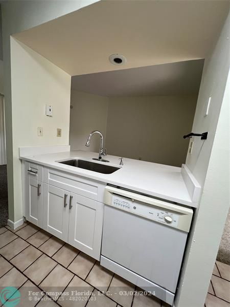 Building Photo - 8166 NW 15th Manor