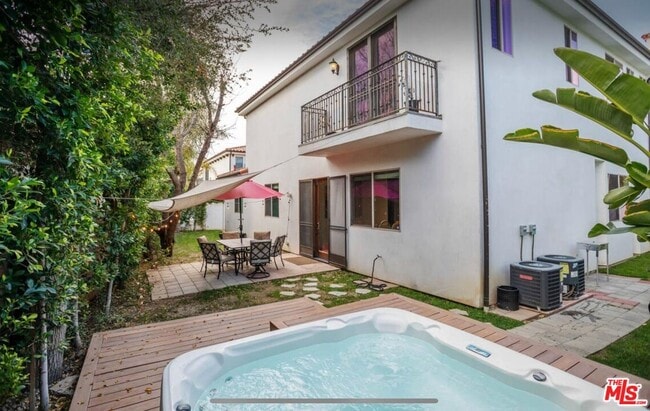 Building Photo - 19246 Liam Ln