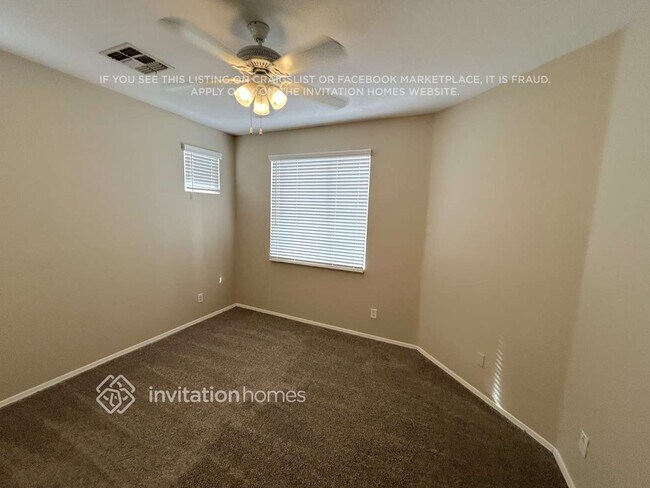 Building Photo - 1213 E Graham Trail