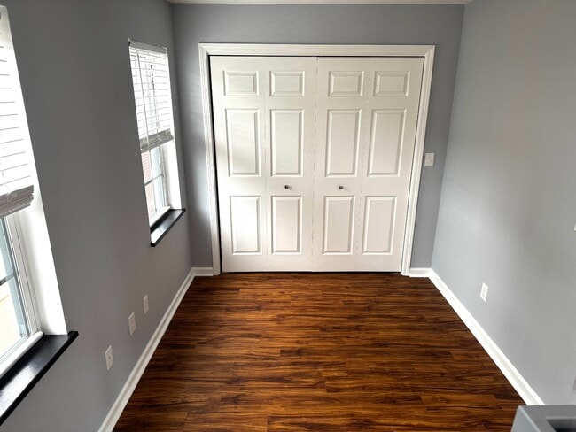 Building Photo - 133 Walton St