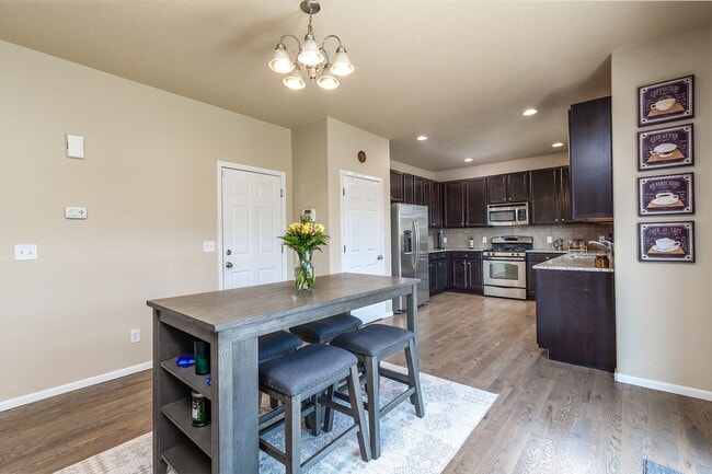 Building Photo - 7256 Red Cardinal Loop