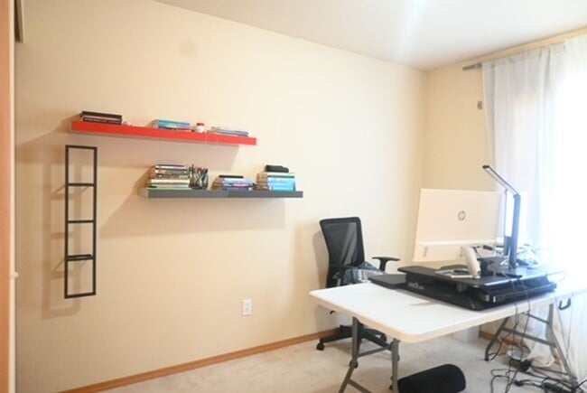 Building Photo - Lynnwood Home